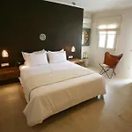 Atlantis Hotel apartamentowy 4*