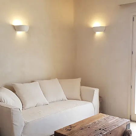 Апарт-отель Atlantis 4*