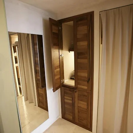 Апарт-отель Atlantis