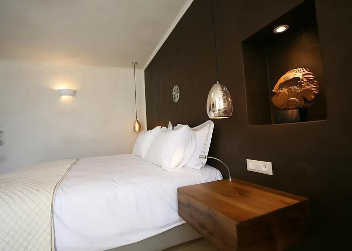 Atlantis Lägenhetshotell Super Paradise Beach (Mykonos)